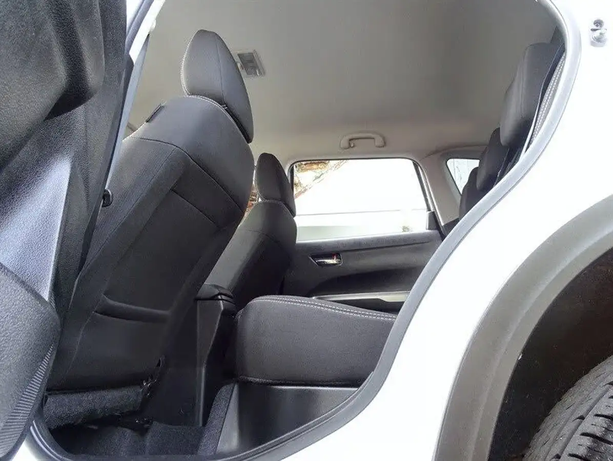 2022-suzuki-vitara-14-boosterjet-sz-t-big-15