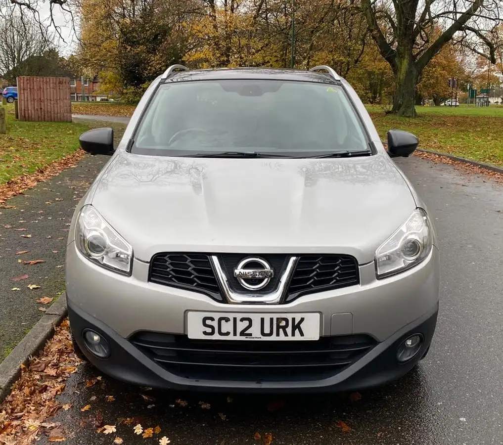 2012-nissan-qashqai-15td-n-tec-big-1