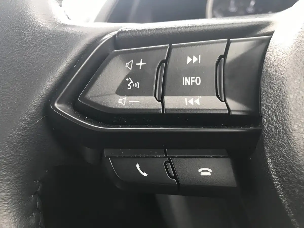 2023-mazda-mazda2-15-skyactiv-g-se-l-big-20