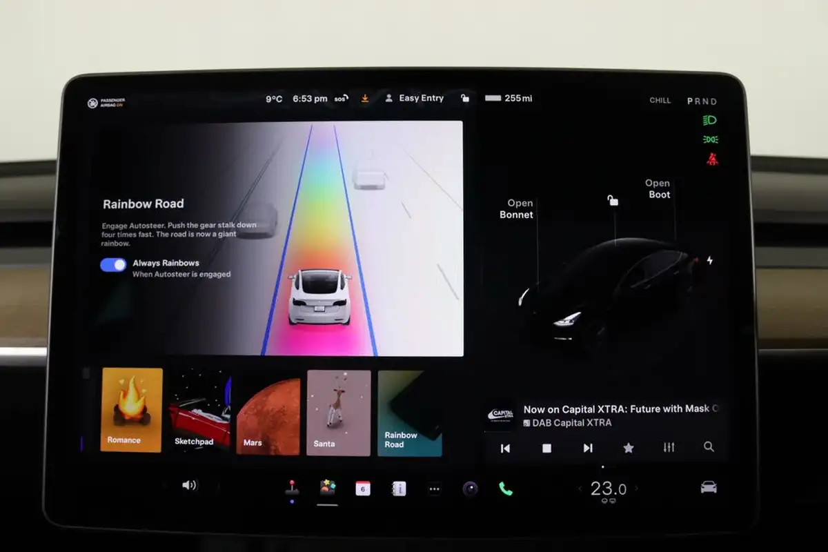 2022-tesla-model-3-e-rwd-big-45