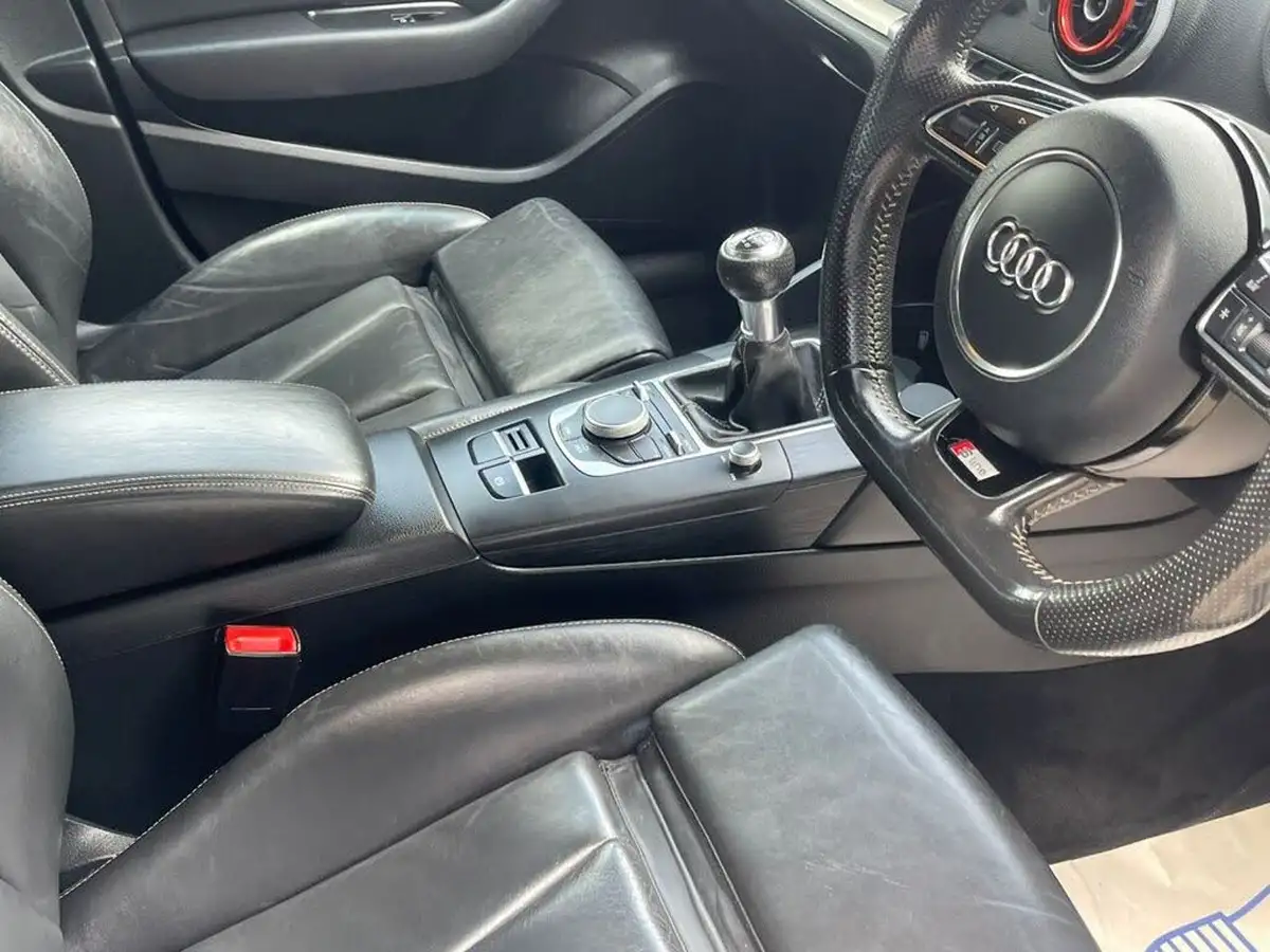 2015-audi-a3-20-tdi-s-line-150ps-sportback-5d-big-39