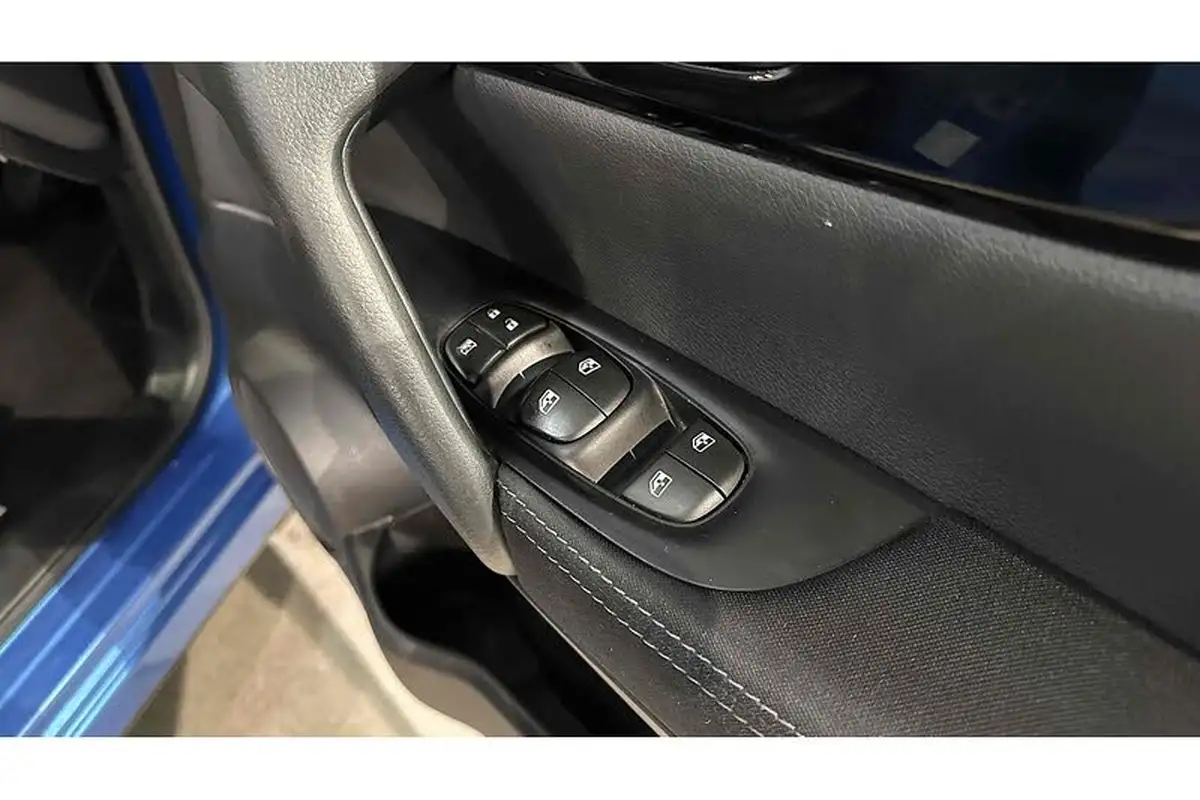 2020-nissan-qashqai-13-dig-t-n-connecta-140ps-big-28