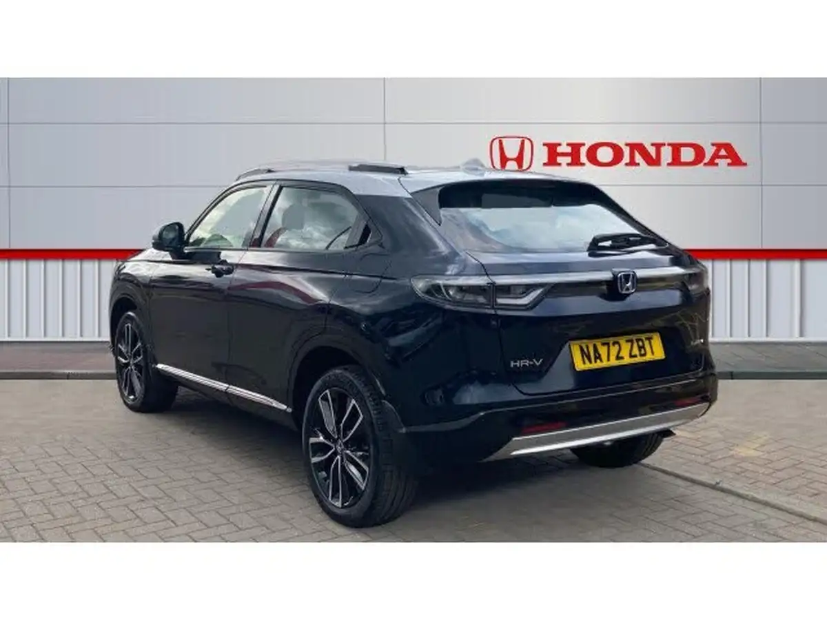 2023-honda-hr-v-15-i-mmd-advance-style-big-2