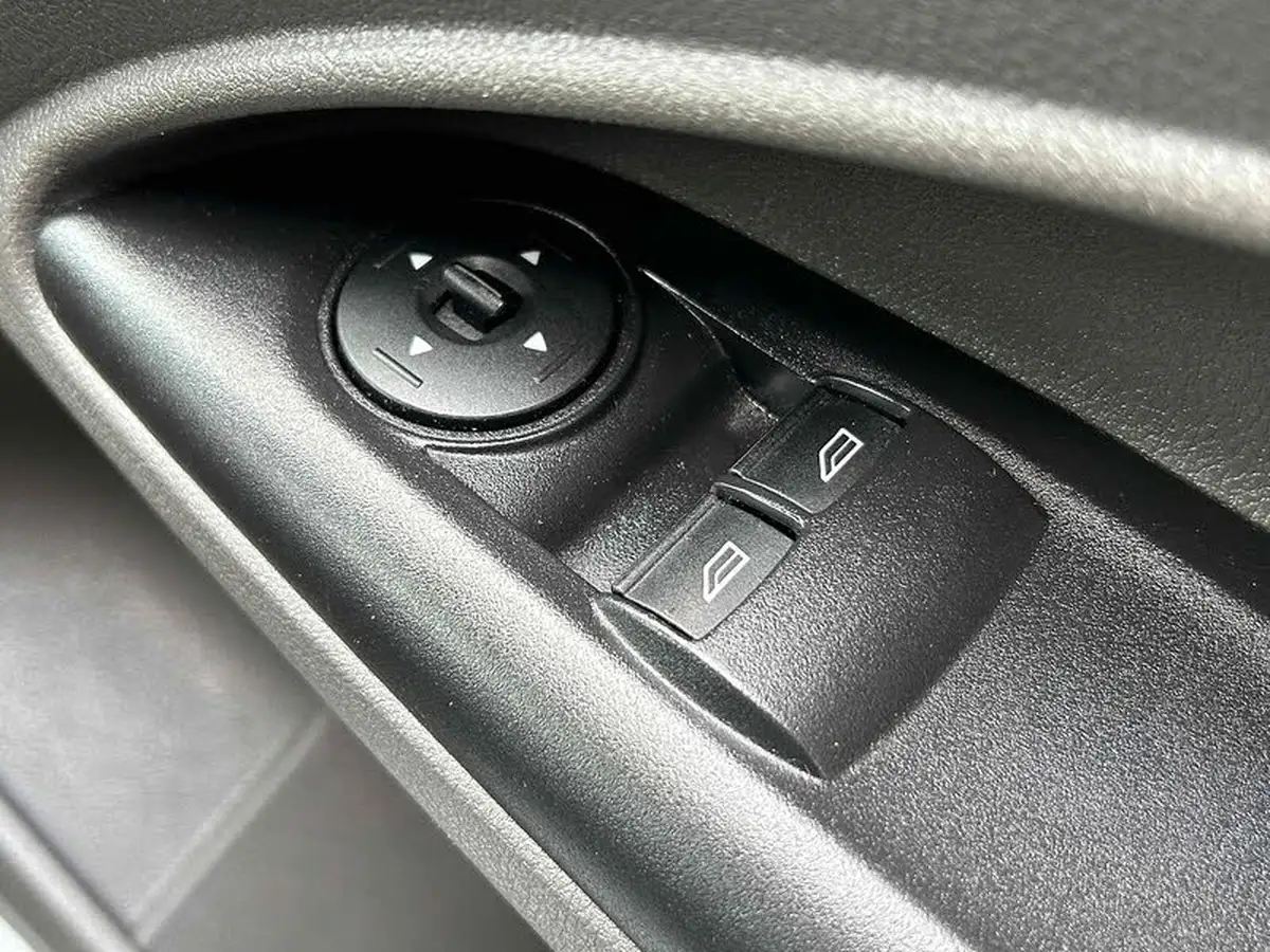 2020-ford-transit-connect-15-ecoblue-l2-230-trend-120pseu6dt-big-23
