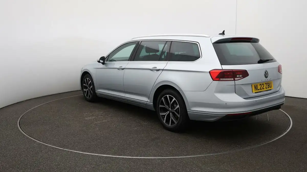 2022-volkswagen-passat-15-tsi-sel-estate-5d-dsg-big-62