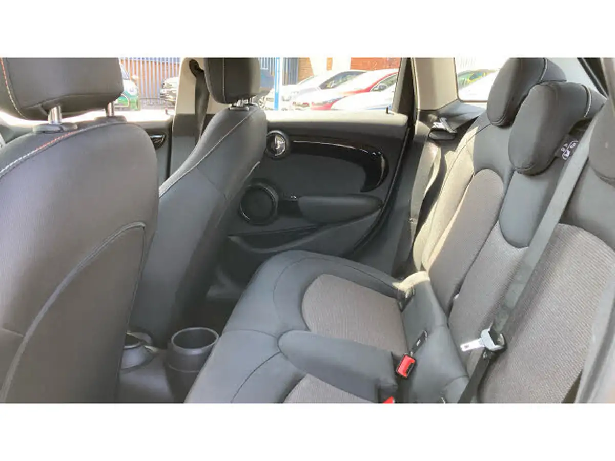 2021-mini-cooper-15-cooper-classic-hatchback-5d-big-15