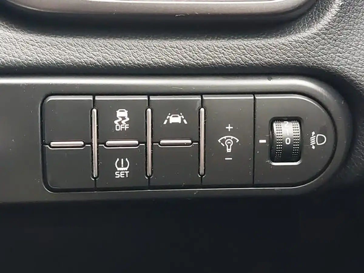 2020-kia-xceed-10-t-gdi-2-big-18