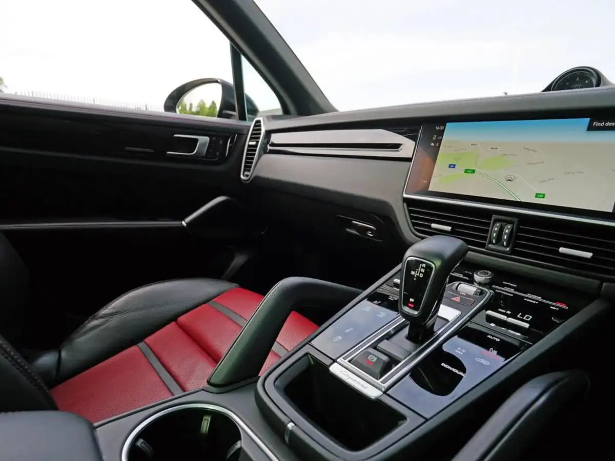 2022-porsche-cayenne-30-v6-e-hybrid-platinum-edition-462ps-station-wagon-big-41
