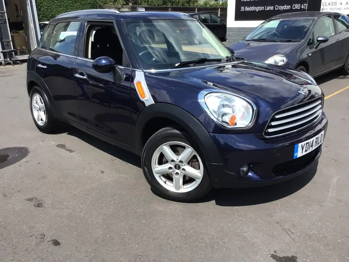 2014-mini-countryman-16-cooper-122bhp-auto-big-0