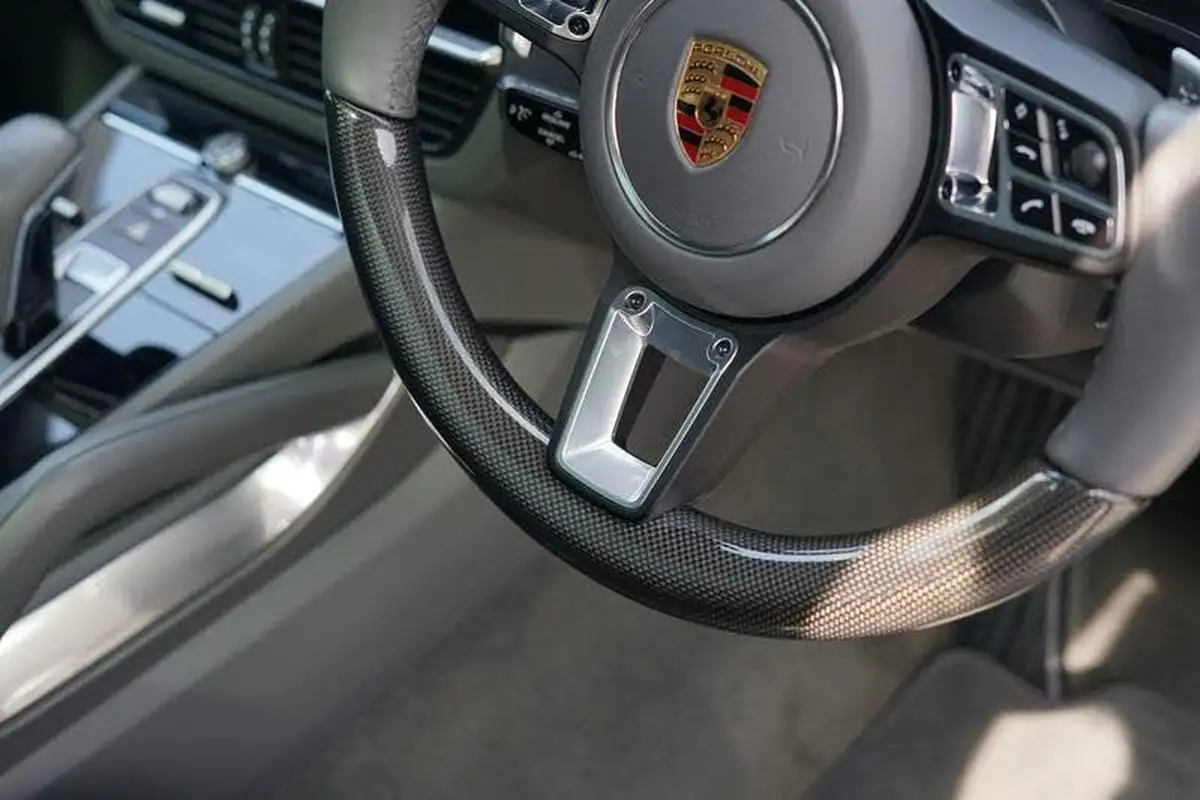 2019-porsche-cayenne-40-v8-turbo-coupe-big-26
