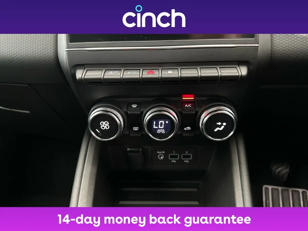 2021-renault-clio-10-tce-iconic-edition-big-31