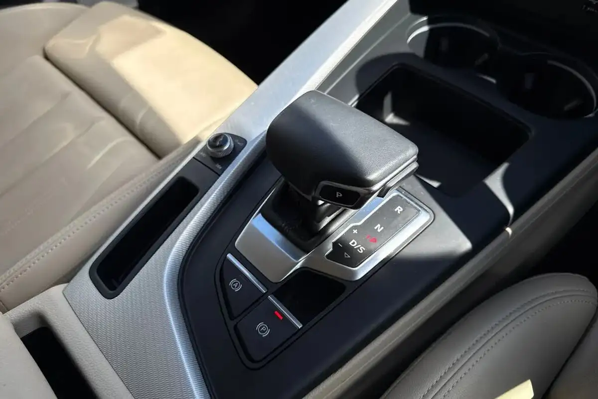 2023-audi-a5-20-35-tfsi-sportback-5d-big-22