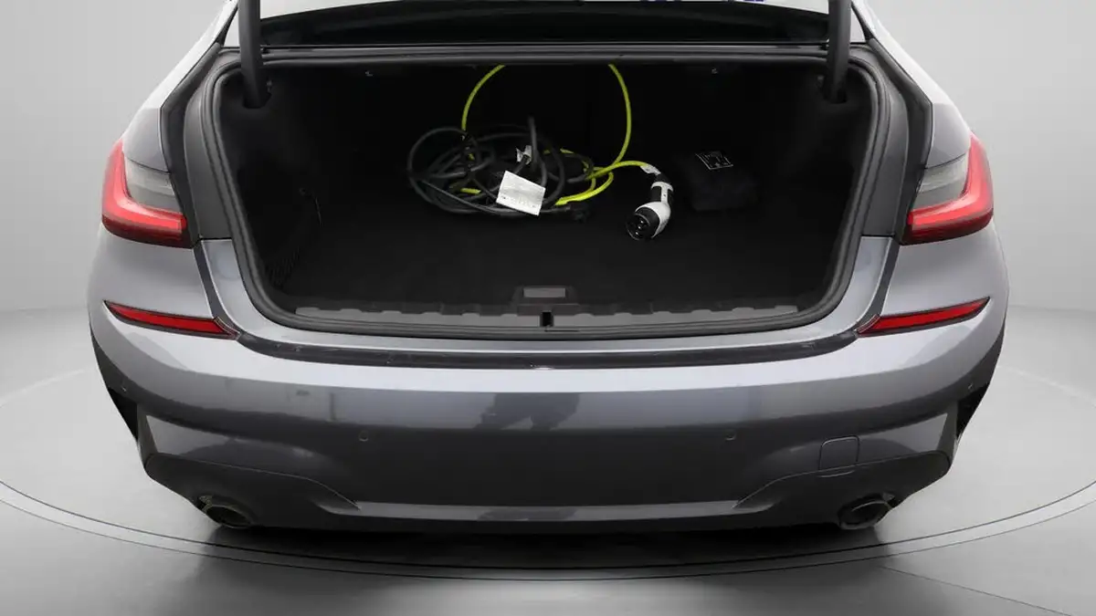 2022-bmw-3-series-20-330e-m-sport-pro-pack-saloon-4d-big-17