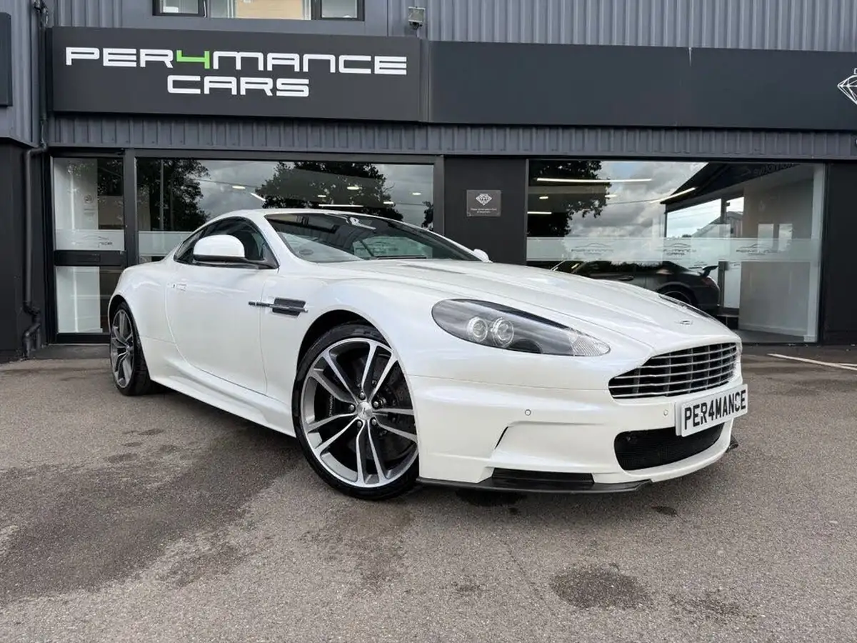 2012-aston-martin-dbs-60-touchtronic-big-0
