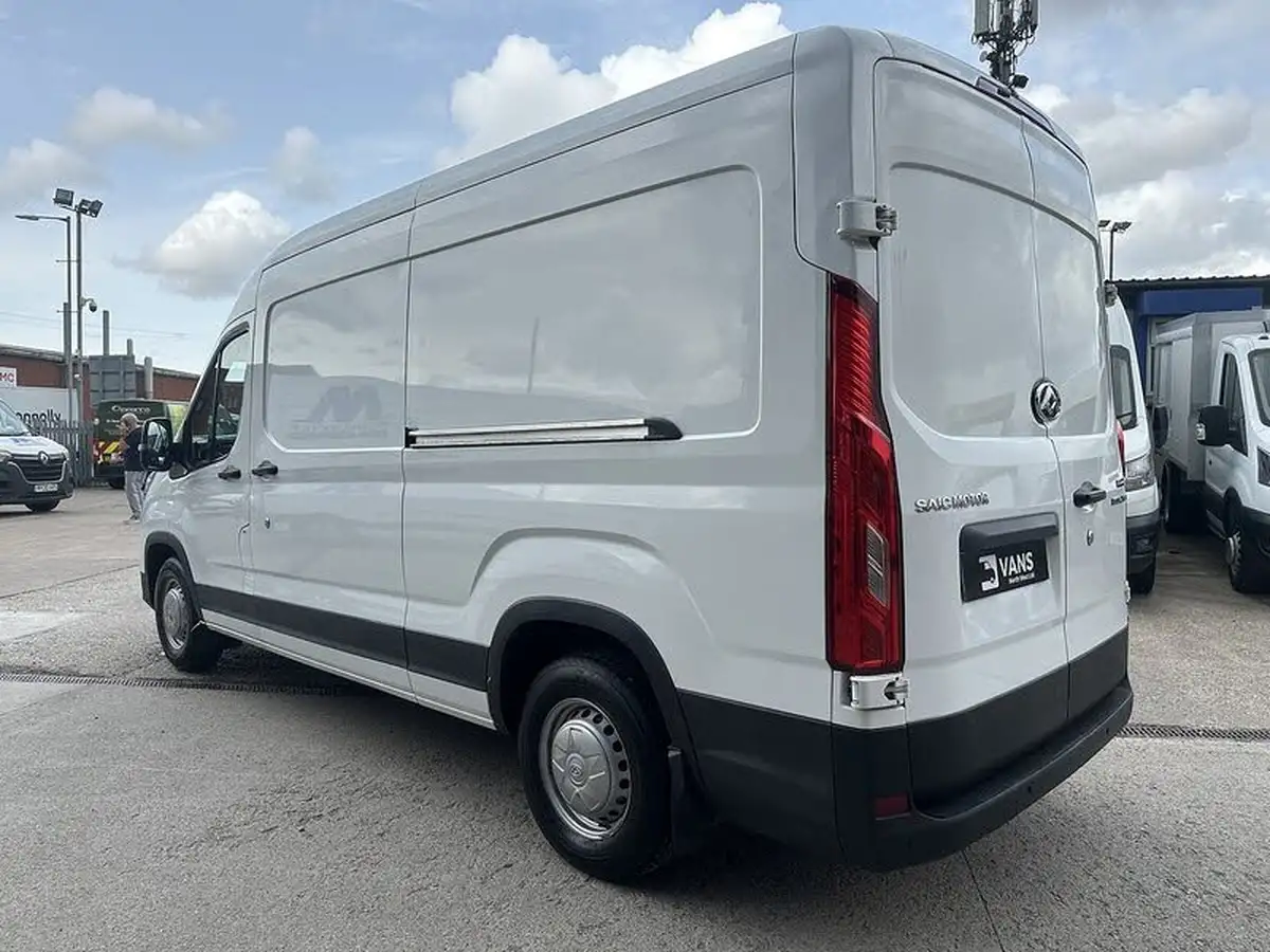 2022-maxus-deliver-9-big-4