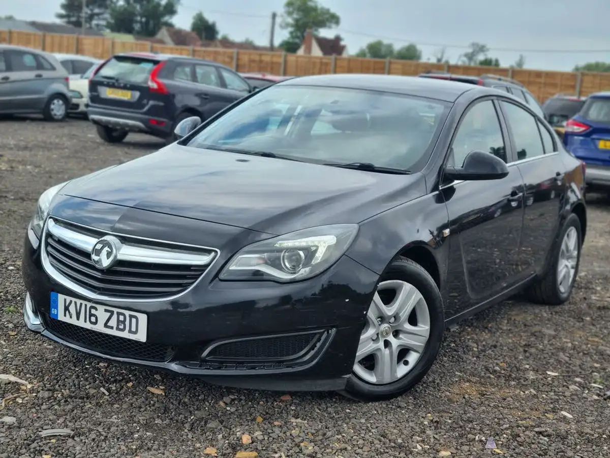 2016-vauxhall-insignia-16cdti-design-ecoflex-ss-big-0
