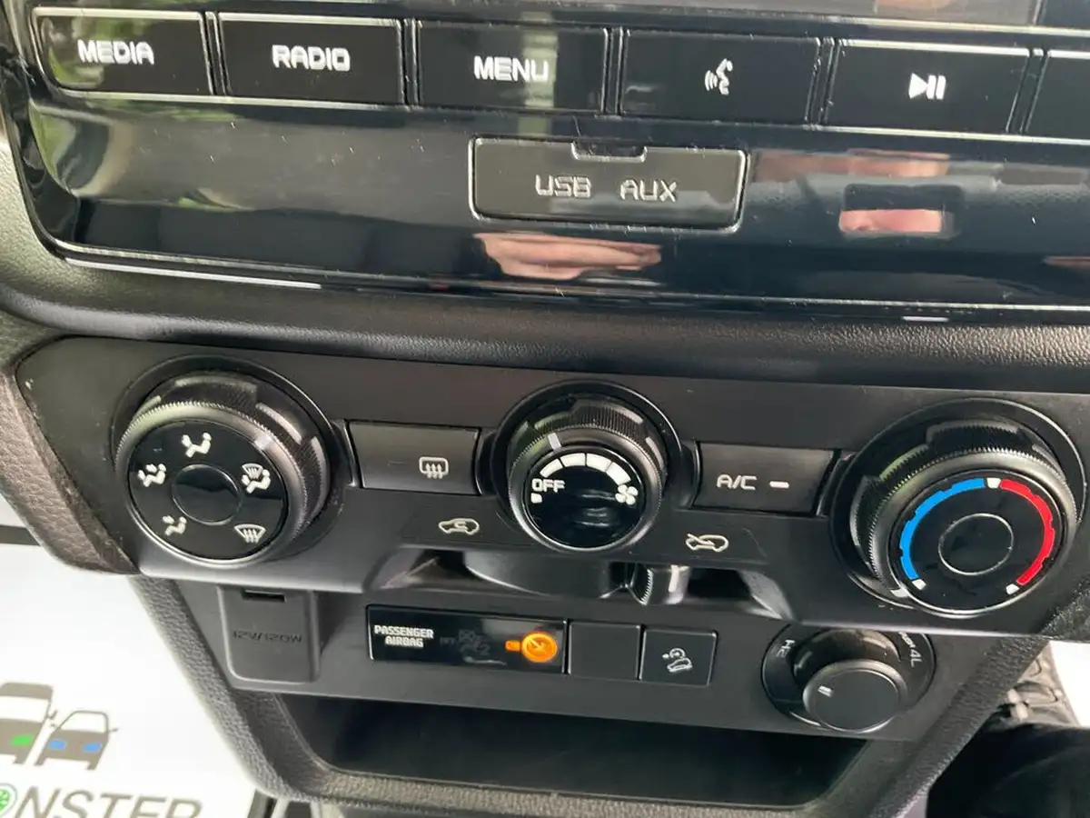 2021-isuzu-d-max-19td-utility-4x4-double-pickup-big-21