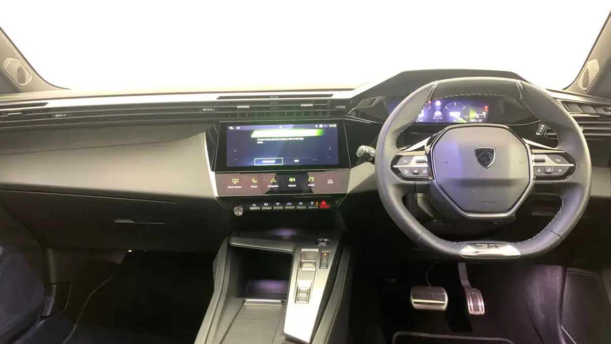 2024-peugeot-308-sw-15-bluehdi-gt-big-8