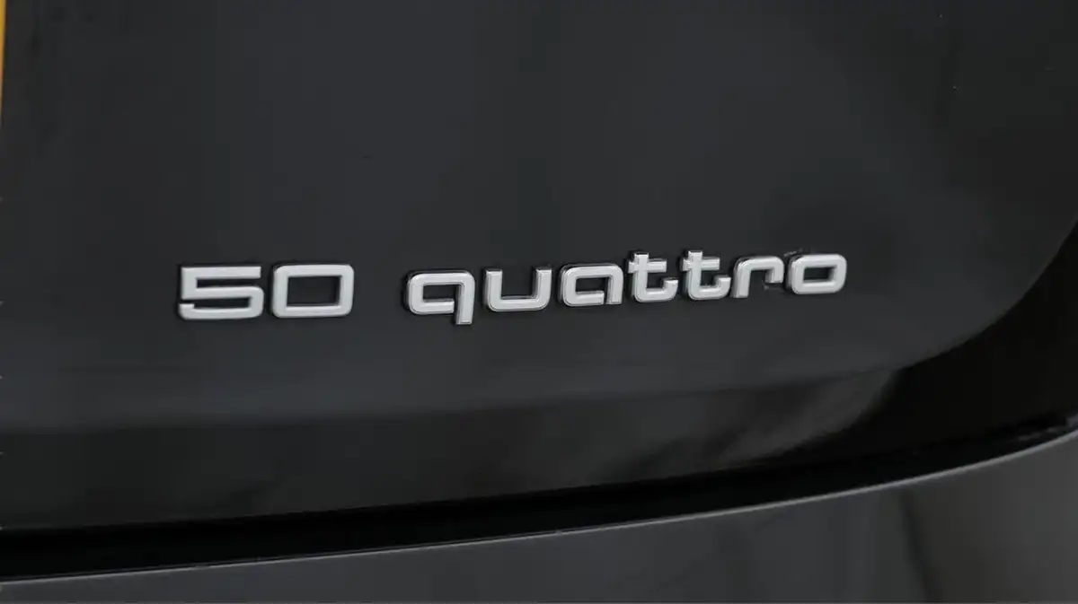 2020-audi-e-tron-50e-technik-big-23