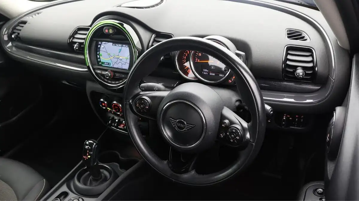 2019-mini-clubman-15-cooper-classic-134bhp-auto-big-9