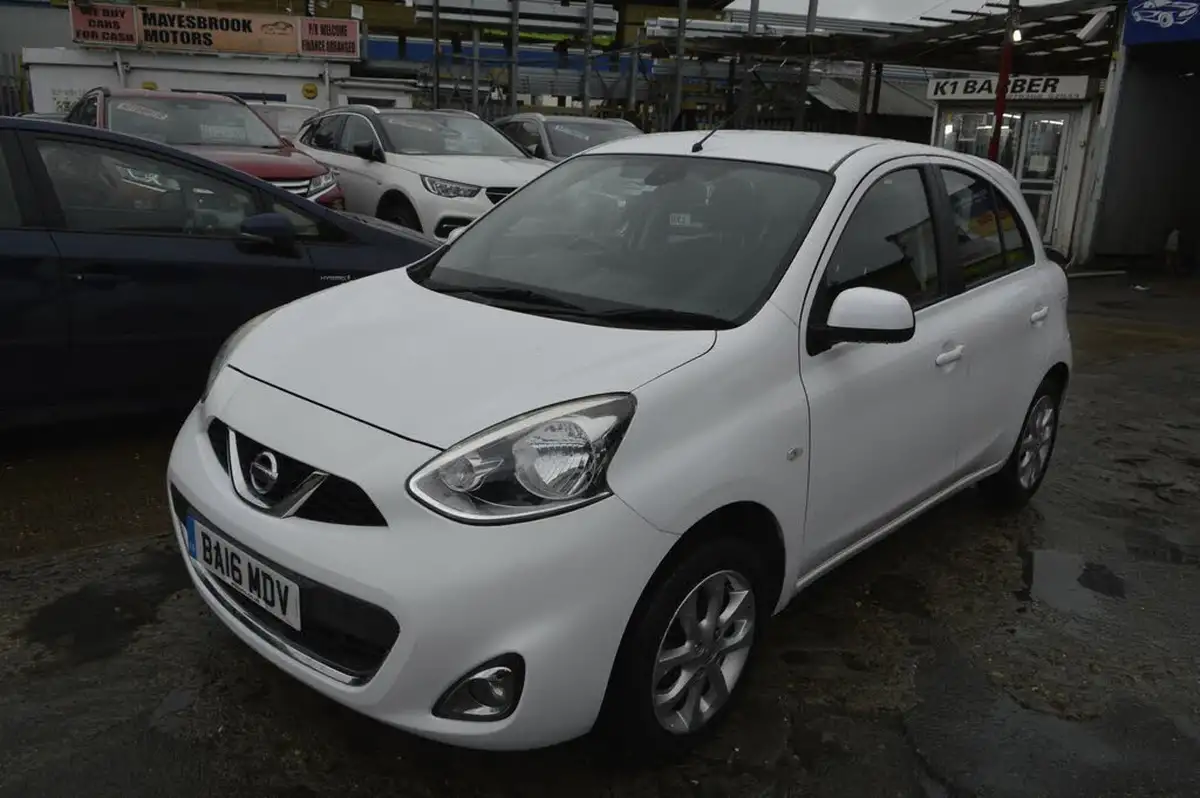 2016-nissan-micra-12-acenta-cvt-big-2