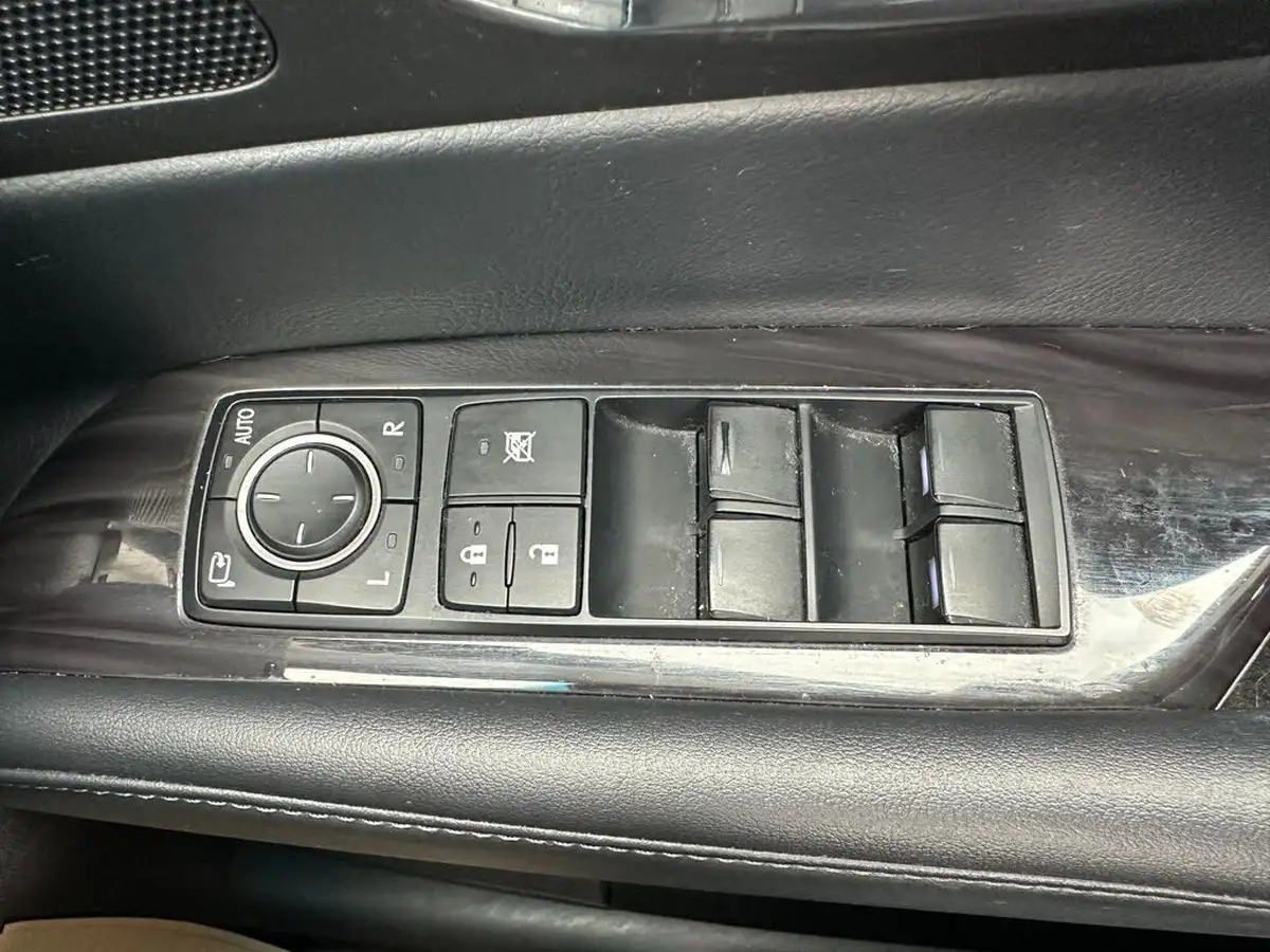 2013-lexus-rx-450h-35-luxury-big-35