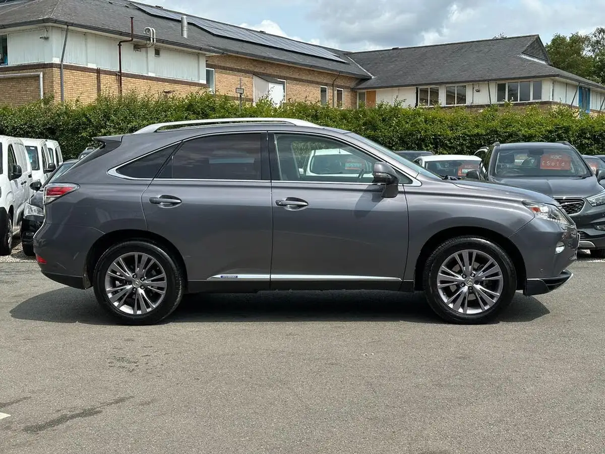 2013-lexus-rx-450h-35-luxury-big-7