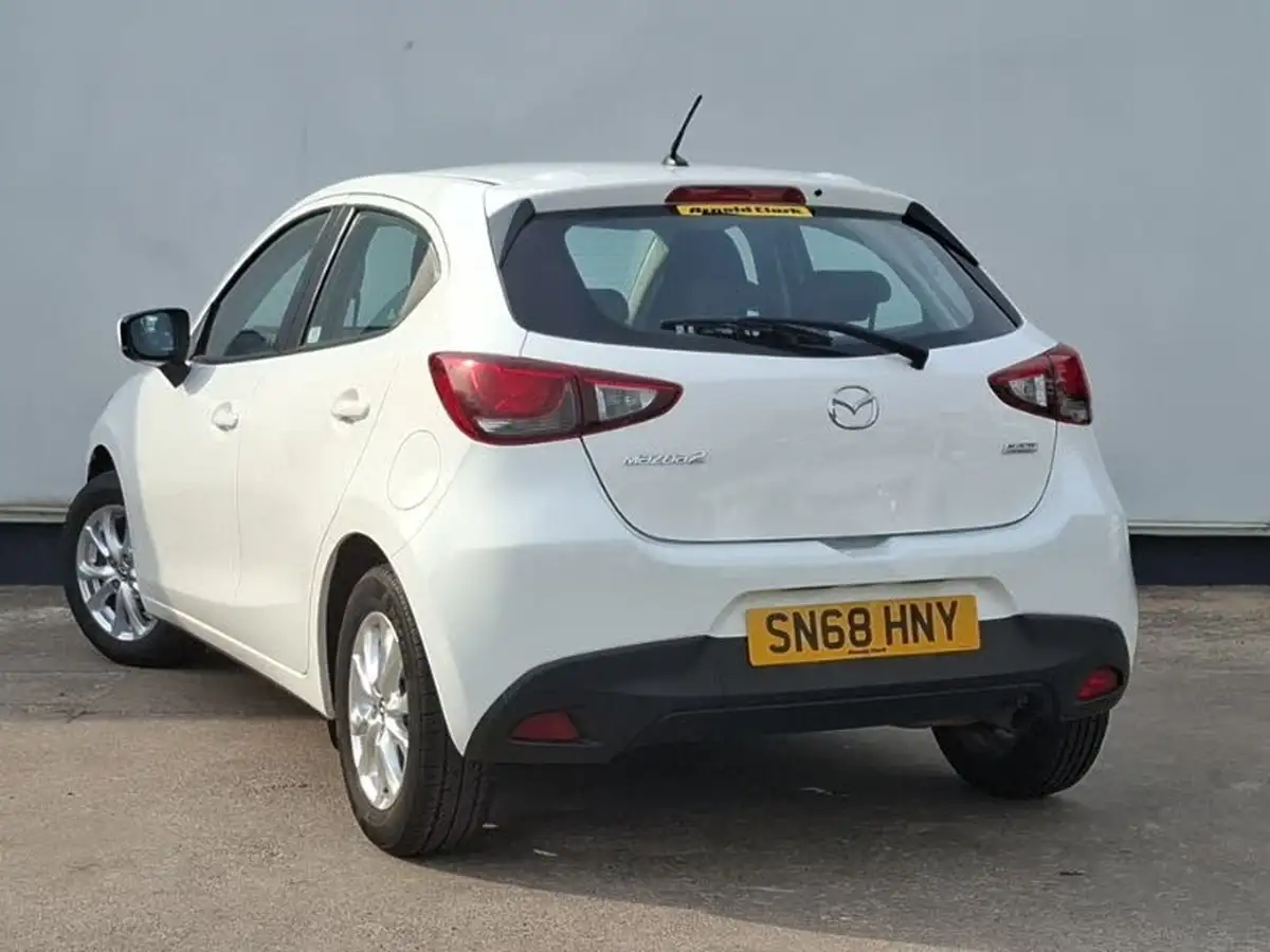 2018-mazda-mazda2-15-se-big-1