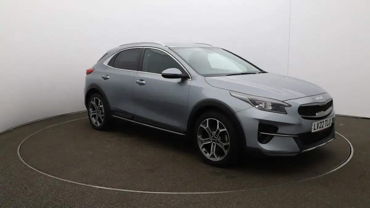 2022-kia-xceed-15-t-gdi-3-big-35