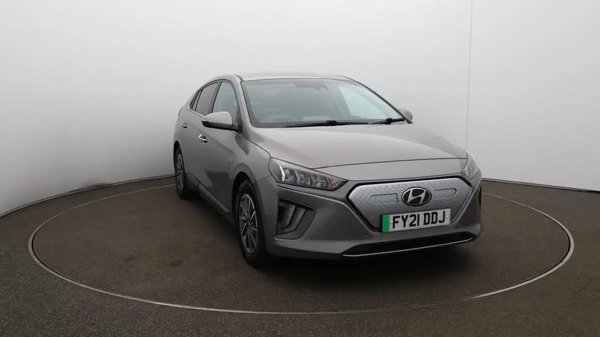 2021-hyundai-ioniq-e-premium-se-electric-100kw-big-42