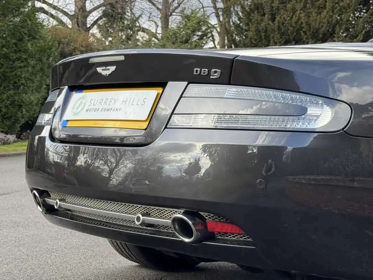 2010-aston-martin-db9-60-volante-touchtronic-ii-big-37