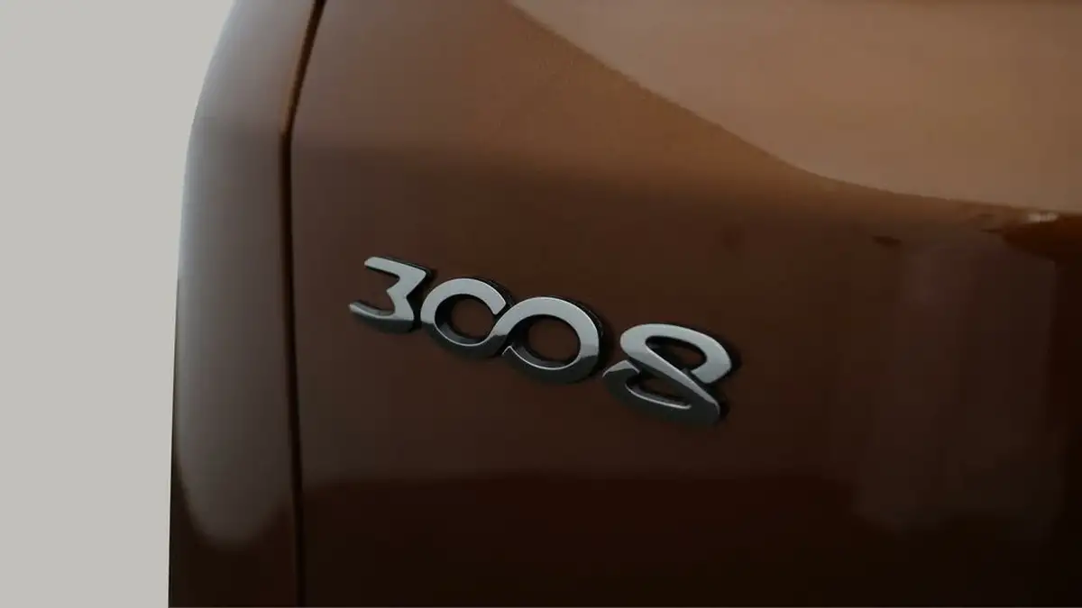 2020-peugeot-3008-suv-12-puretech-gt-line-premium-big-21