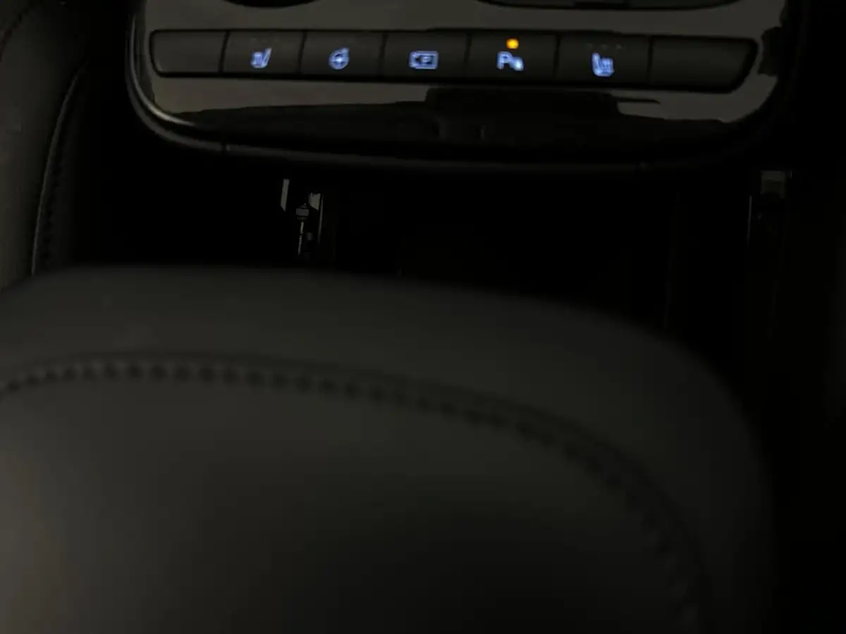 2024-hyundai-ioniq-5-e-premium-228ps-84kwh-rwd-big-36