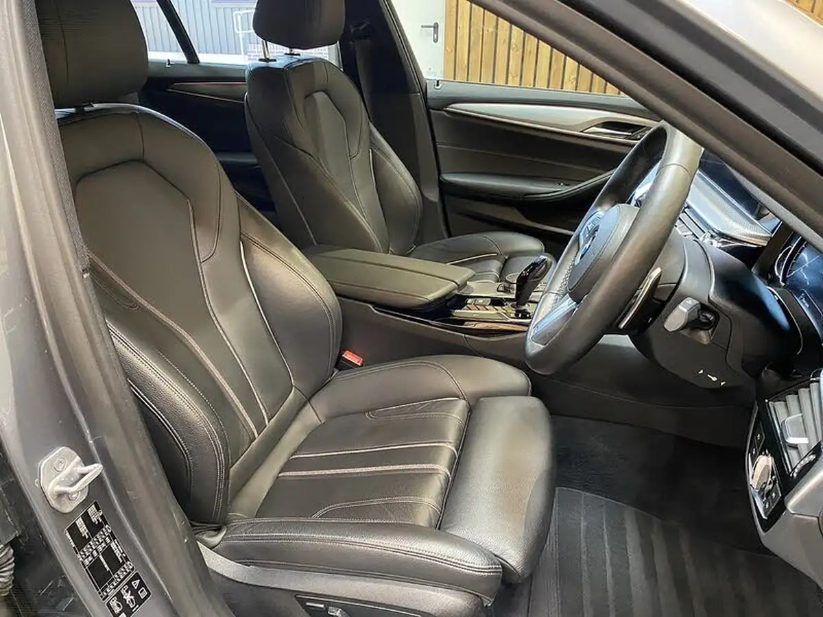 2017-bmw-5-series-20td-520d-m-sport-xdrive-saloon-4d-big-38