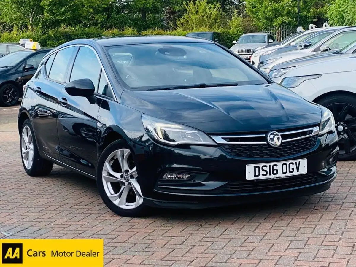 2016-vauxhall-astra-16cdti-sri-nav-110ps-ecoflex-ss-hatchback-big-0