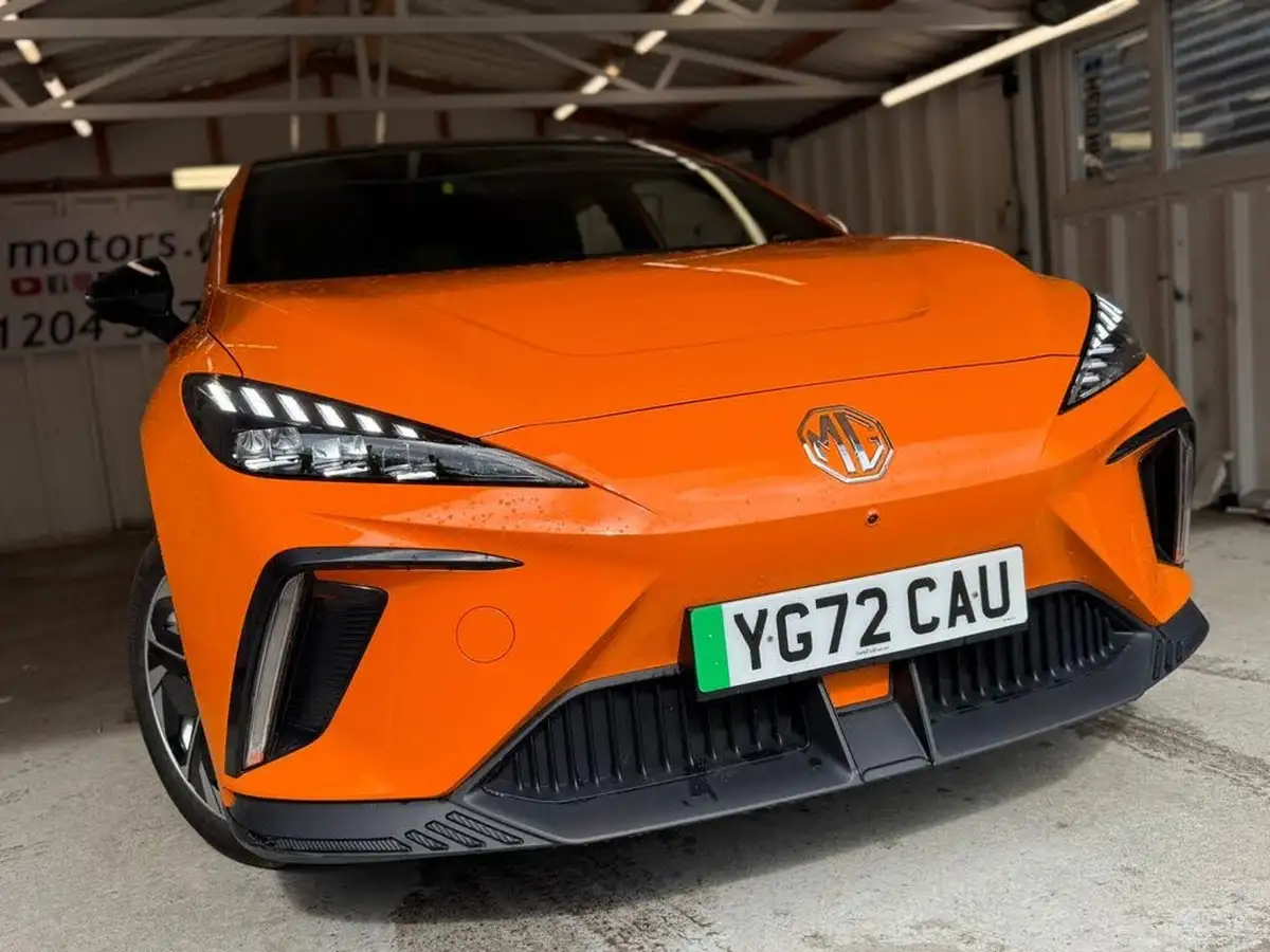 2022-mg-mg4-e-trophy-ev-big-8