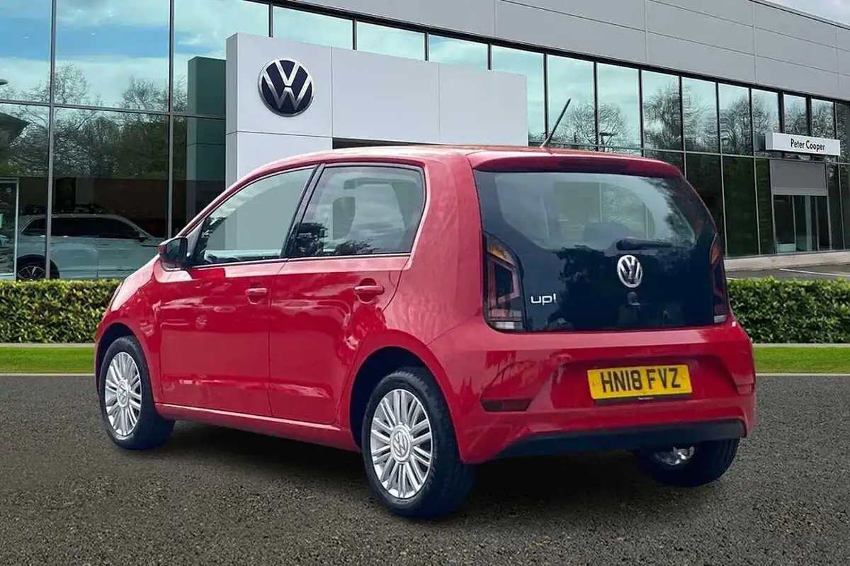 2018-volkswagen-up-10-move-up-5d-big-2
