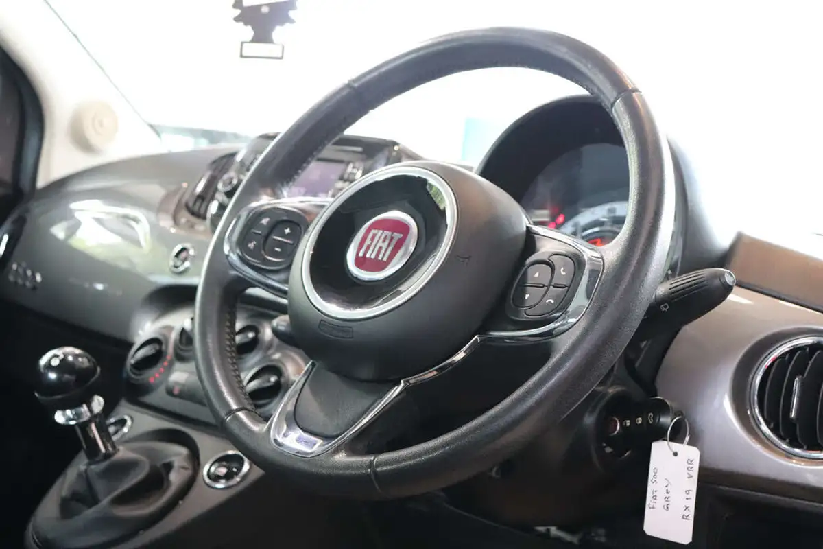 2019-fiat-500-12-lounge-ss-big-20