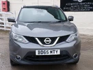 2015-nissan-qashqai-16dci-tekna-small-1
