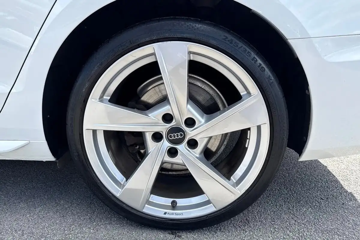 2020-audi-a4-20-35-tdi-s-line-big-9