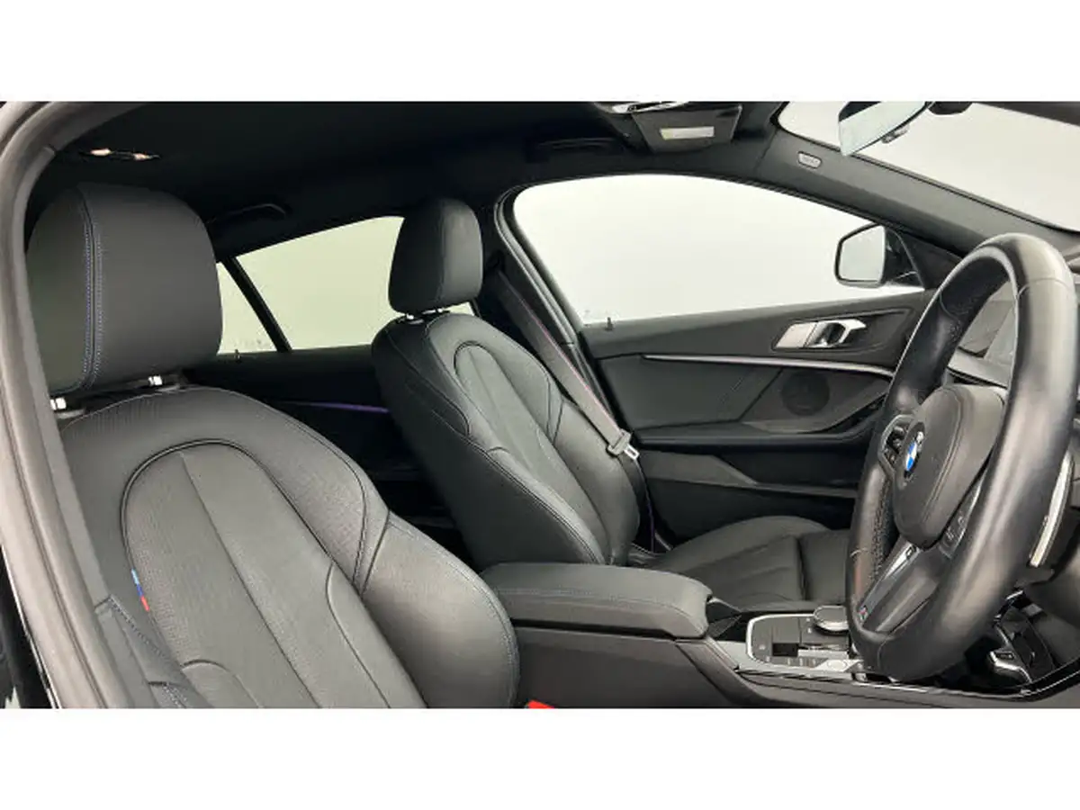 2022-bmw-1-series-20td-120d-m-sport-lcp-big-10