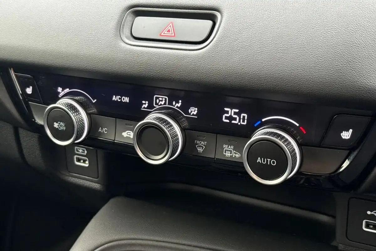 2023-honda-hr-v-15-i-mmd-elegance-big-20