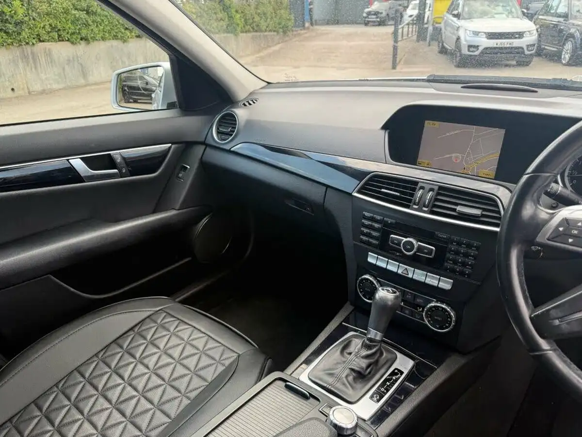 2011-mercedes-benz-c-class-21td-c220-cdi-se-edition-125-21cdi-170bhp-saloon-4d-auto-big-28