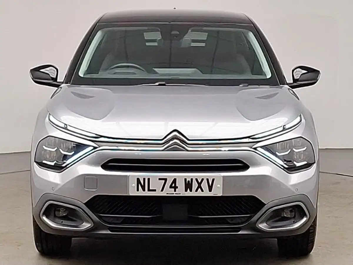 2024-citroen-c4-e-e-series-156ps-54kwh-big-11