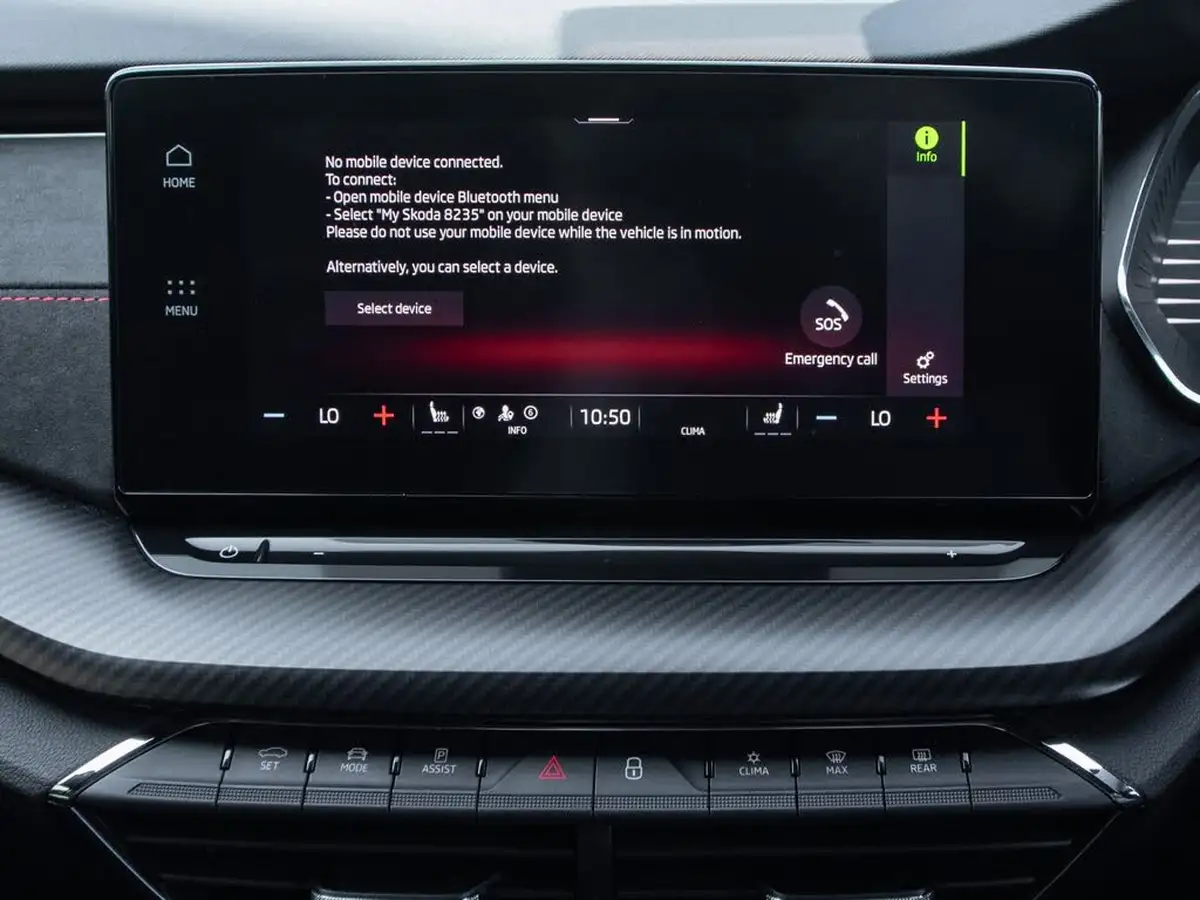 2023-skoda-octavia-20-tsi-vrs-hatchback-dsg-big-24