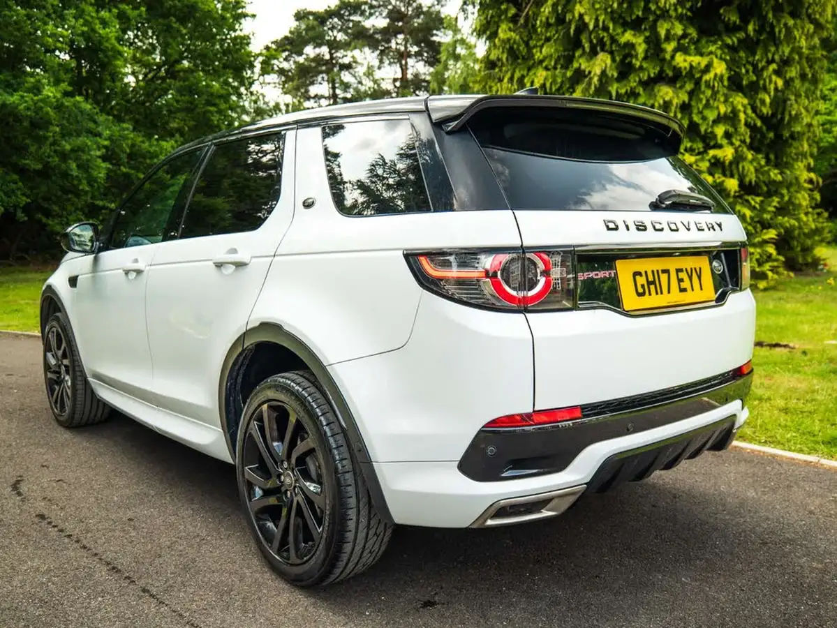 2017-land-rover-discovery-sport-20td4-hse-dynamic-lux-180ps-station-wagon-big-29