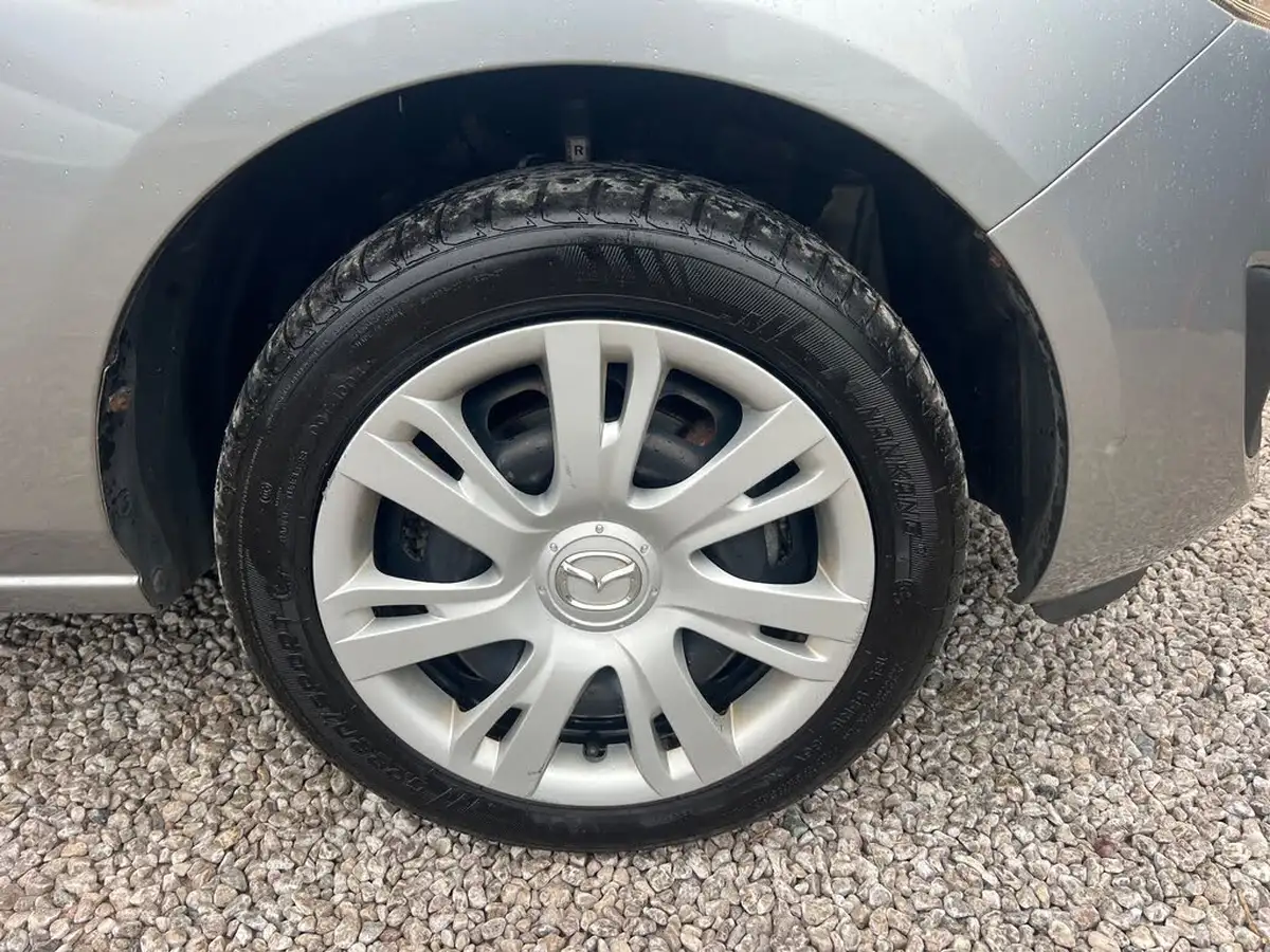 2012-mazda-mazda2-13-ts-air-con-75ps-5d-big-8