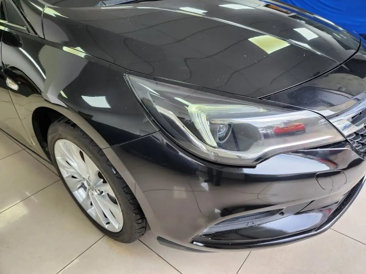 2019-vauxhall-astra-10i-turbo-design-sport-tourer-big-32
