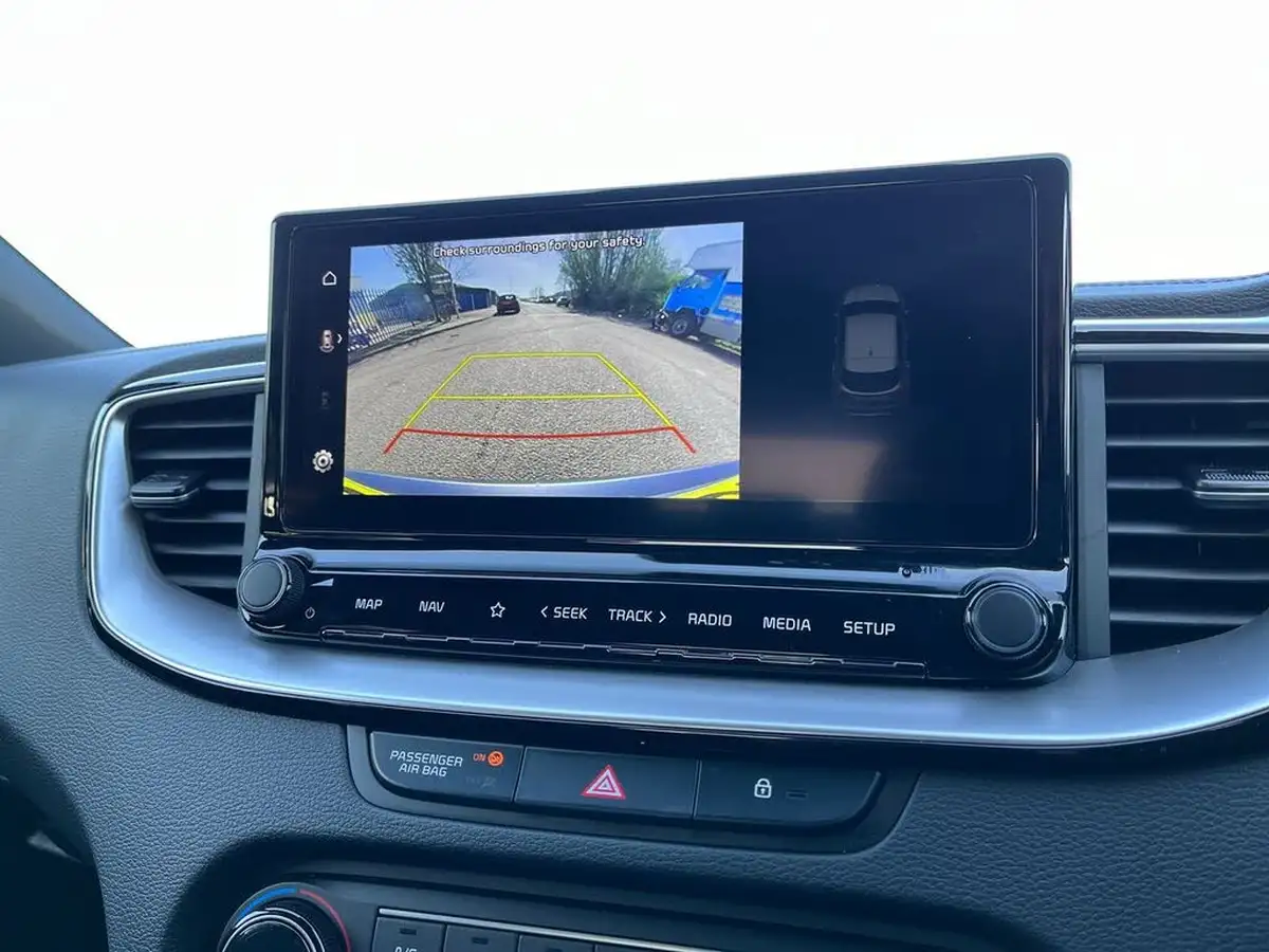 2022-kia-xceed-15-t-gdi-gt-line-s-big-20