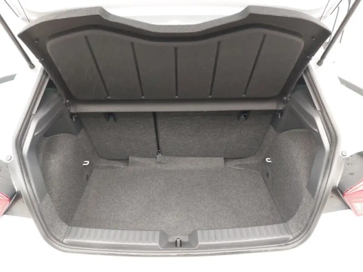 2025-seat-ibiza-10-tsi-xcellence-115ps-big-7